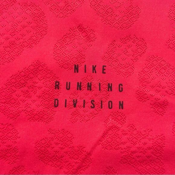 Nike Rise 365 Run Division Dri-FIT Running Top Mens Medium FZ0613-629 - Picture 5 of 9